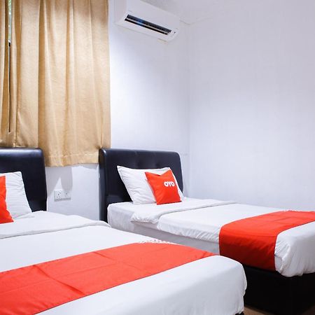 Oyo 90037 The 7 Lodge Tambunan Esterno foto