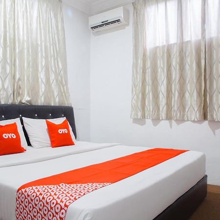 Oyo 90037 The 7 Lodge Tambunan Esterno foto