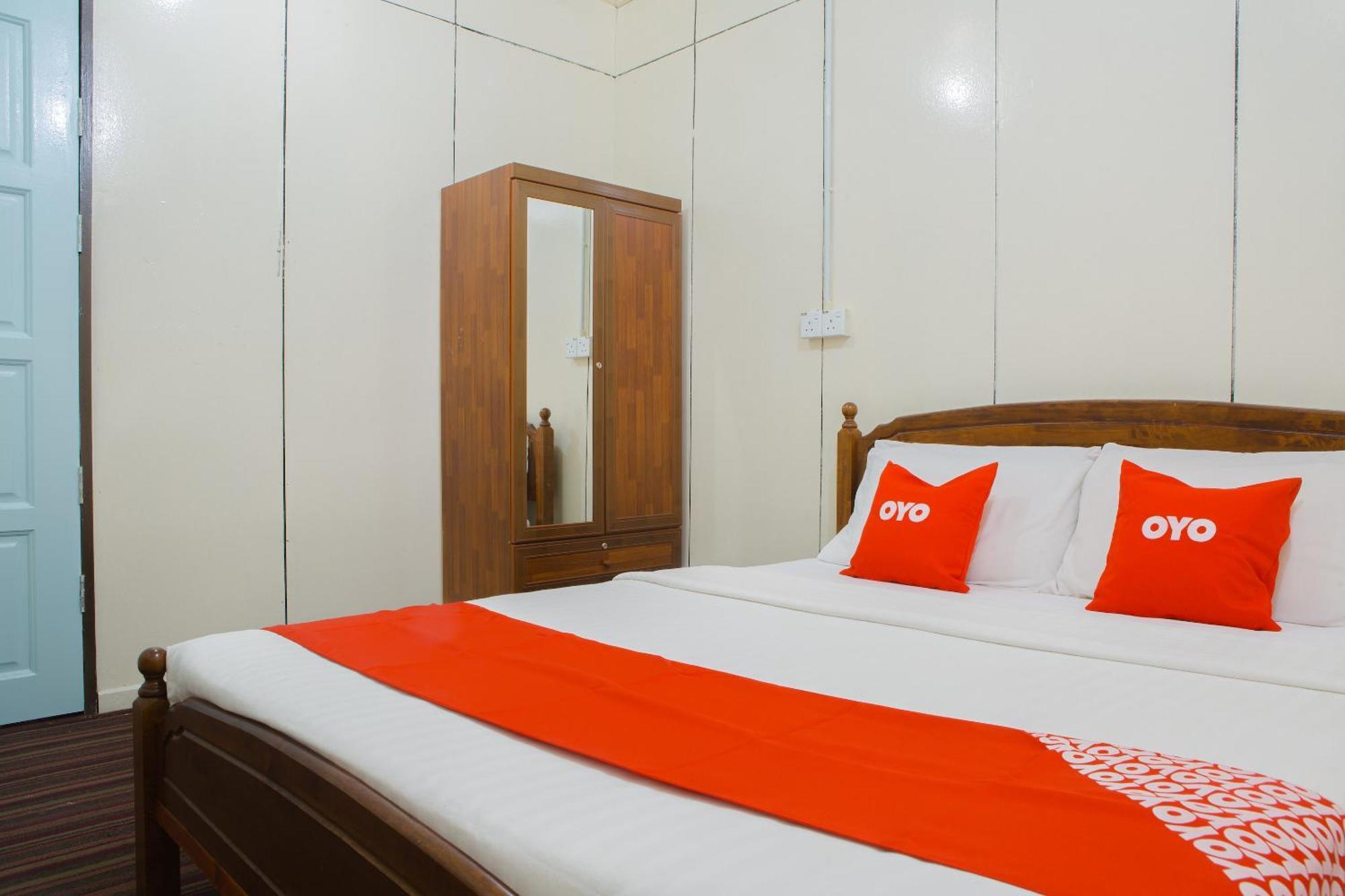 Oyo 90037 The 7 Lodge Tambunan Esterno foto
