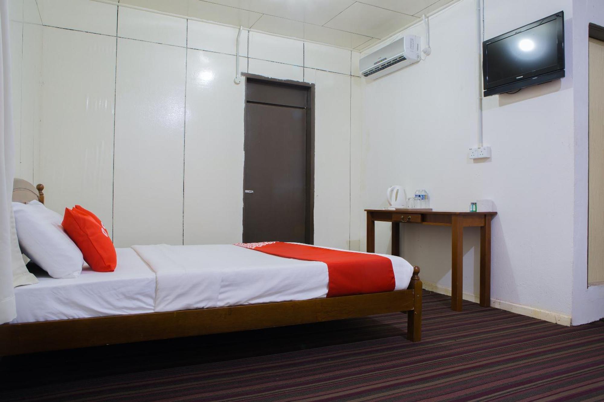 Oyo 90037 The 7 Lodge Tambunan Esterno foto