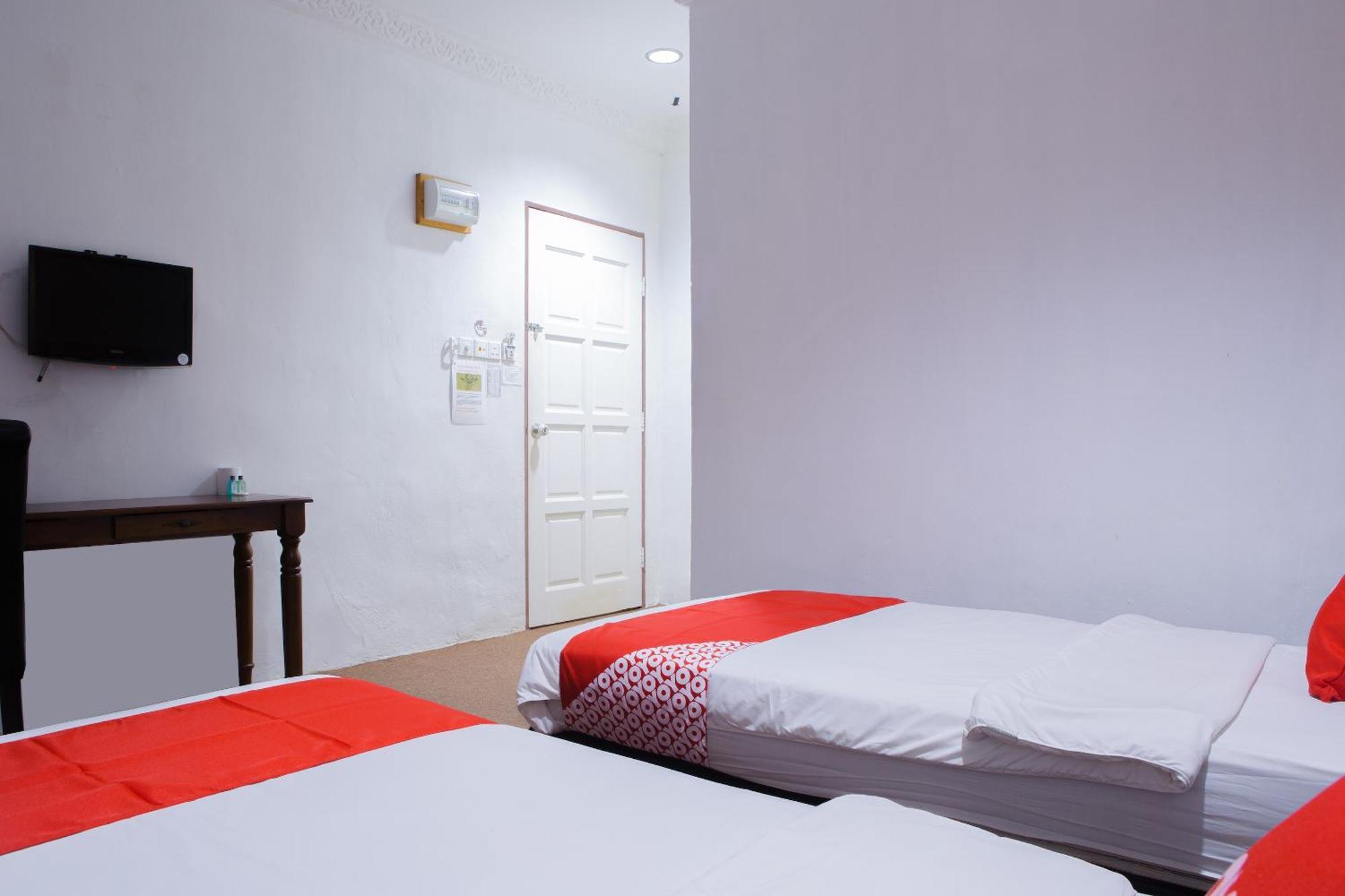 Oyo 90037 The 7 Lodge Tambunan Esterno foto