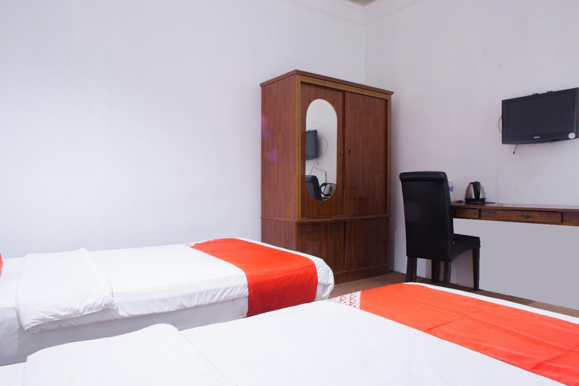 Oyo 90037 The 7 Lodge Tambunan Esterno foto