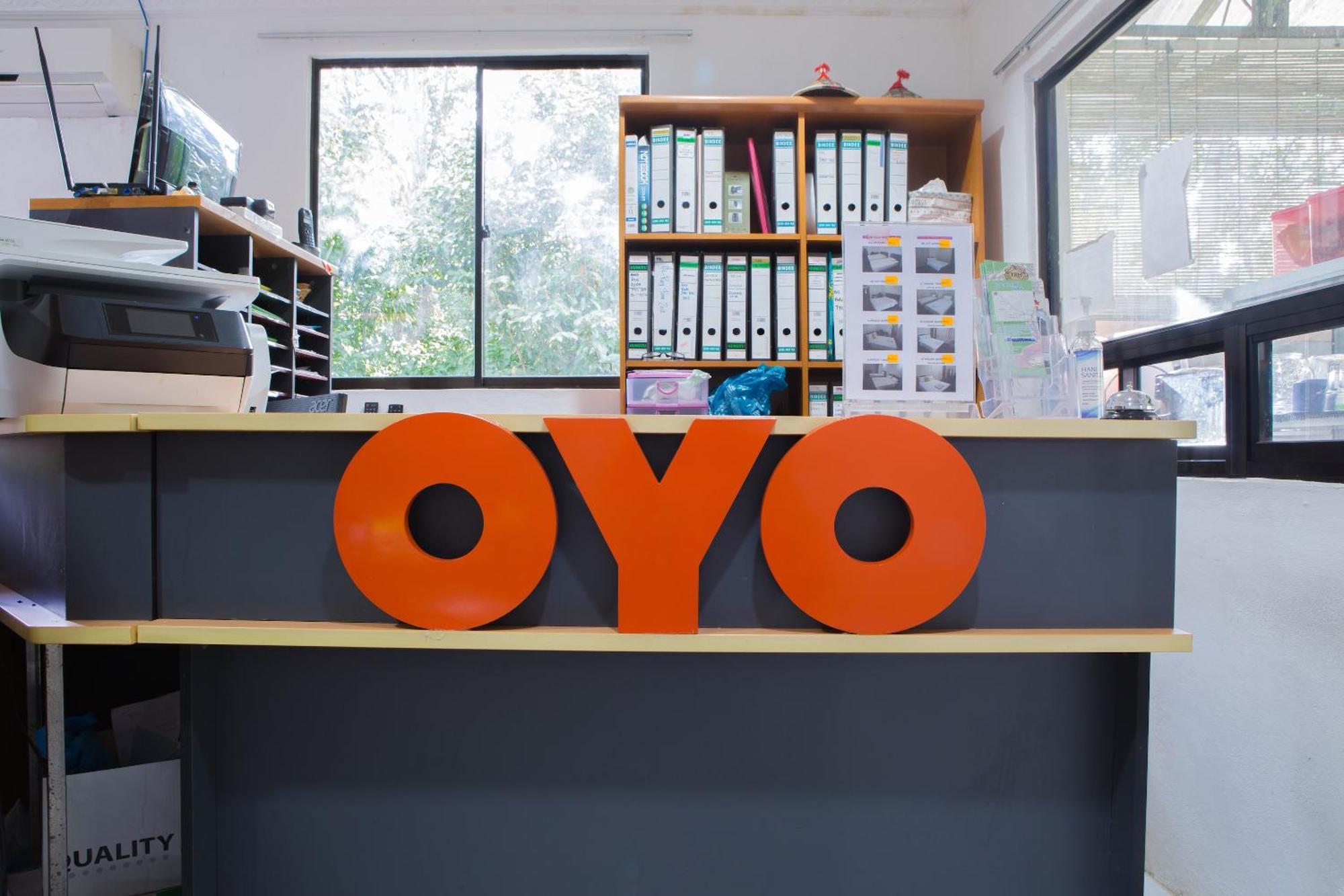 Oyo 90037 The 7 Lodge Tambunan Esterno foto