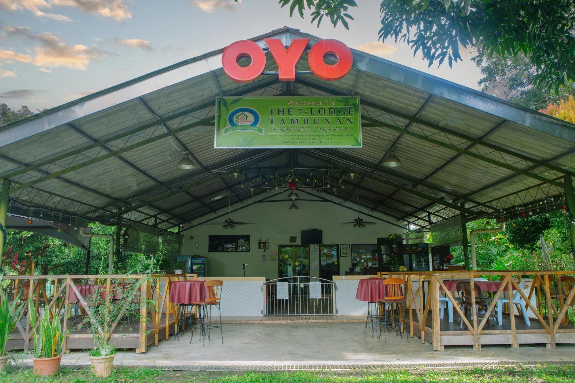 Oyo 90037 The 7 Lodge Tambunan Esterno foto